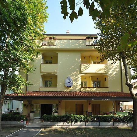 Residence Veliero San Mauro Mare Exterior photo